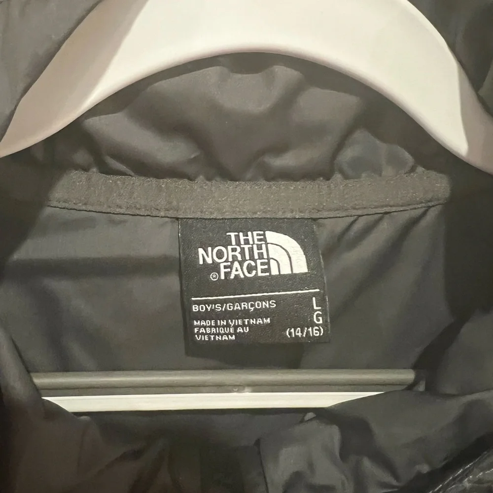 North Face Jacket - Picture 3 of 8